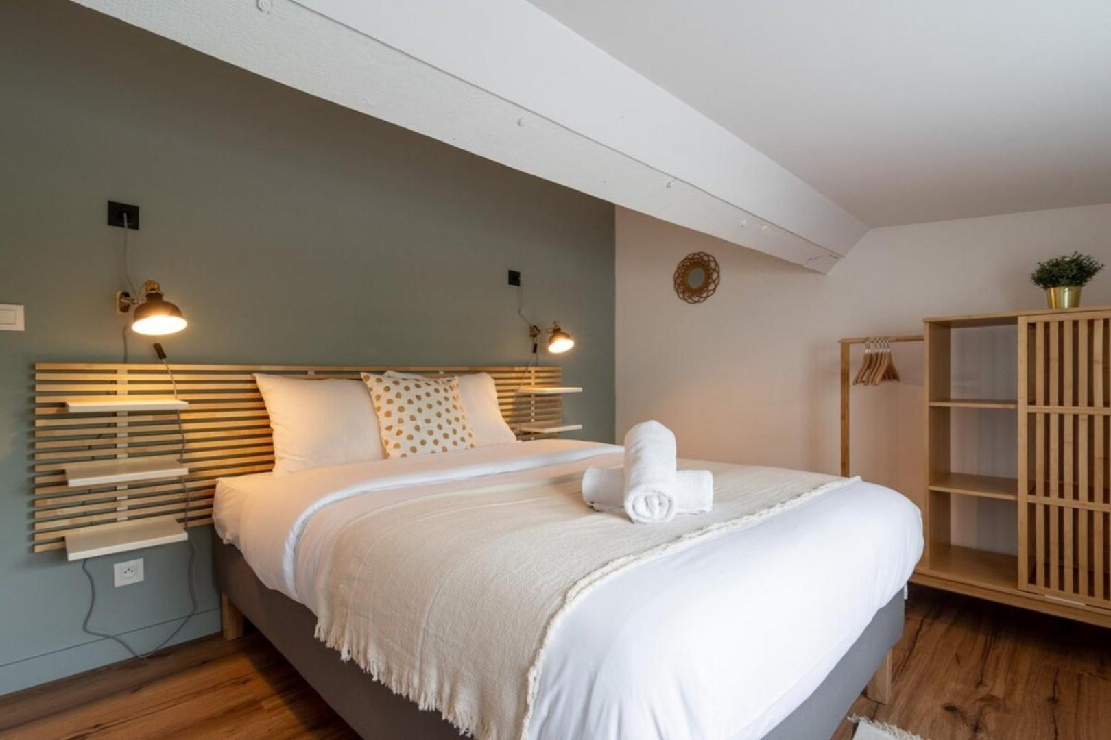 Marcq En Baroeul - Superb Apartment + Parking Exterior photo