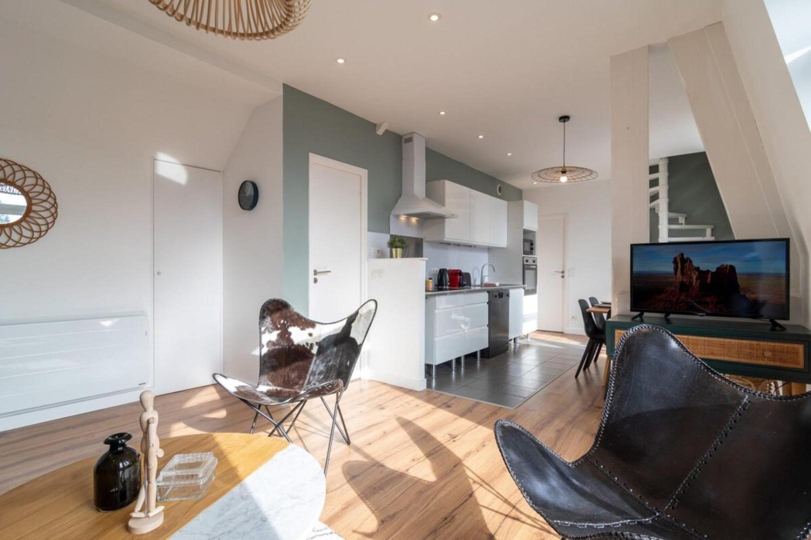 Marcq En Baroeul - Superb Apartment + Parking Exterior photo