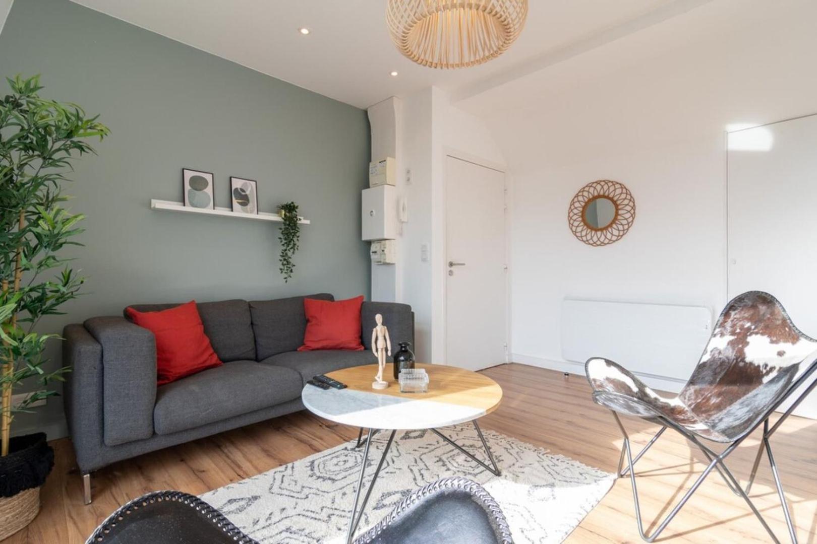 Marcq En Baroeul - Superb Apartment + Parking Exterior photo
